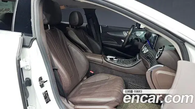 Mercedes-Benz CLS-Class 2019 — Şəkil 2/31