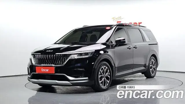 Kia Carnival 2021 — Фото 1/20