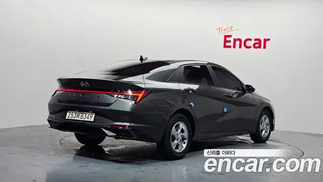 Hyundai Avante 2021 — Фото 2/20