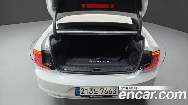 Volvo S90 2024 — Şəkil 16/32