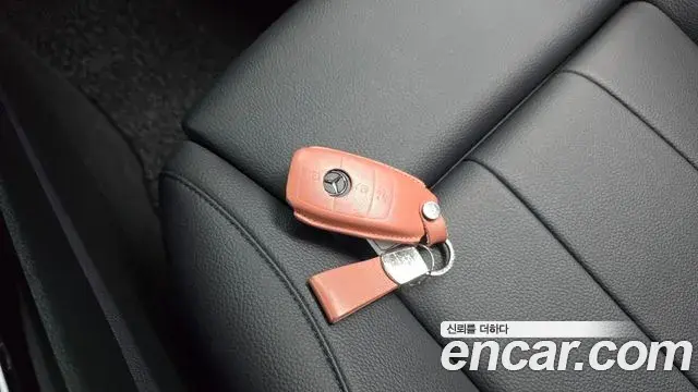 Mercedes-Benz A-Class 2021 — Photo 28/30