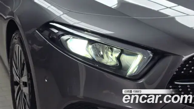 Mercedes-Benz A-Class 2021 — Photo 14/30