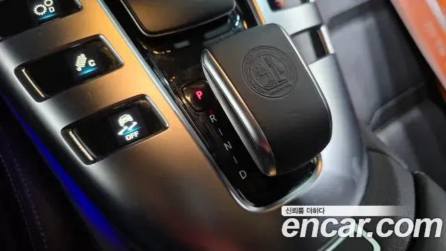 Mercedes-Benz AMG GT 2021 — ფოტო 15/20