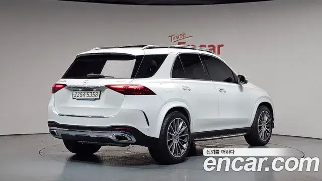 Mercedes-Benz GLE-Class 2025 — Şəkil 17/39