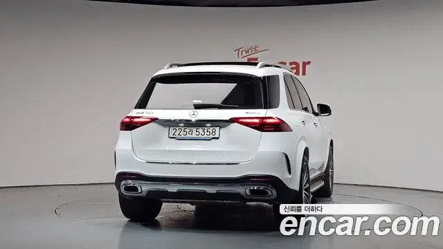 Mercedes-Benz GLE-Class 2025 — Şəkil 25/39