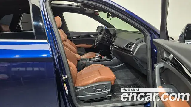 Audi Q5 2022 — ფოტო 34/35
