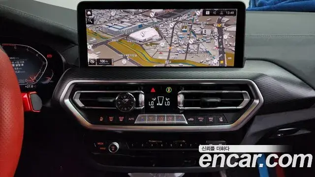 BMW X4 2022 — Photo 14/30
