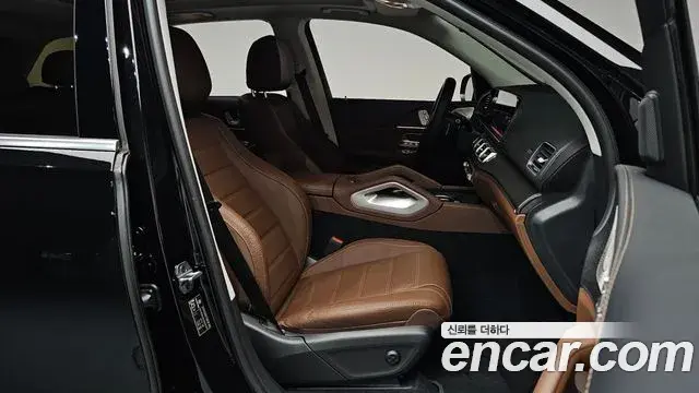 Mercedes-Benz GLE-Class 2025 — ფოტო 33/41