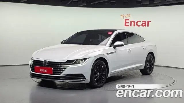Volkswagen Arteon 2019 — ფოტო 32/35