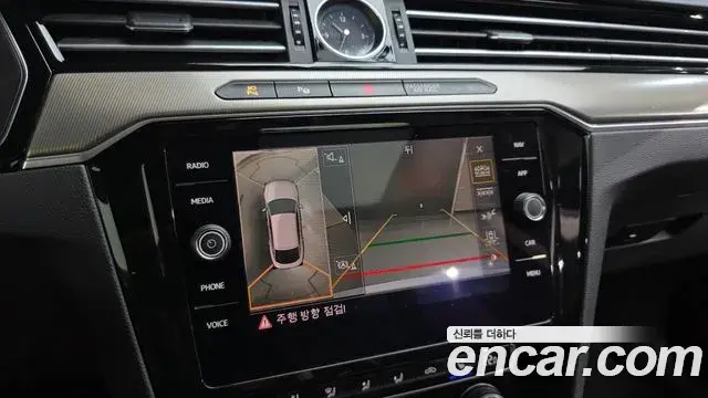 Volkswagen Arteon 2019 — ფოტო 26/35