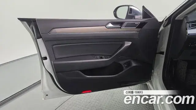 Volkswagen Arteon 2019 — ფოტო 4/35