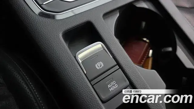 Volkswagen Arteon 2019 — ფოტო 21/35