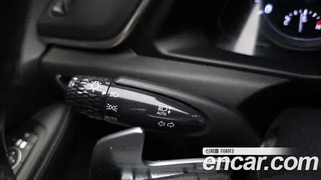 Hyundai Sonata Hybrid 2019 — Şəkil 12/33