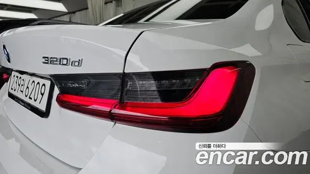 BMW 3 Series 2025 — Şəkil 9/34