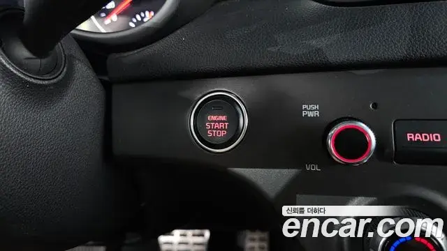 Kia Sportage The Bold 2020 — Şəkil 17/20