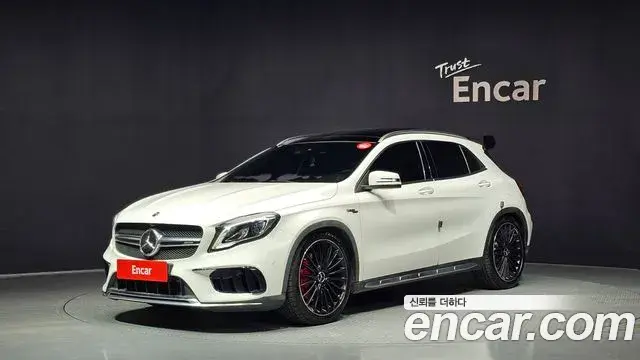 Mercedes-Benz GLA-Class 2018 — Photo 10/30