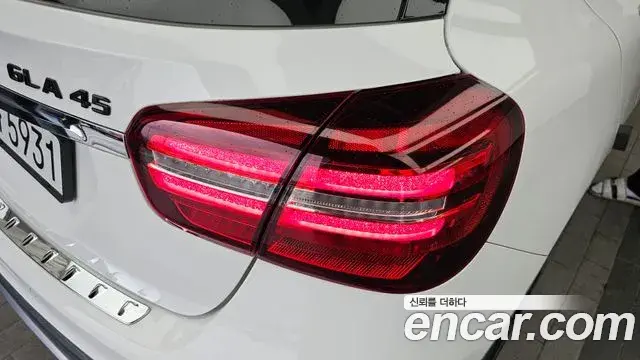 Mercedes-Benz GLA-Class 2018 — Photo 6/30