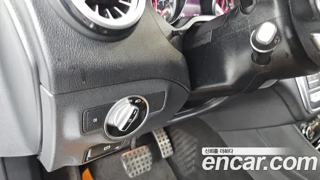 Mercedes-Benz GLA-Class 2018 — Photo 20/30