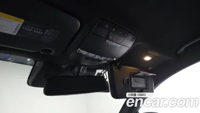 Mercedes-Benz GLC-Class 2019 — Şəkil 23/32