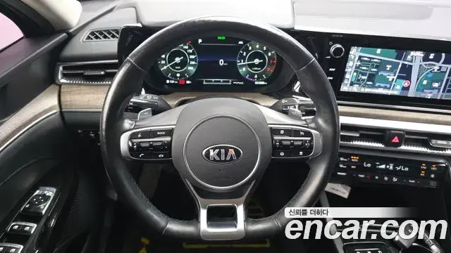 Kia K5 2020 — Şəkil 29/31
