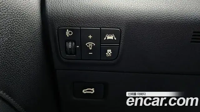 Kia K5 2020 — Şəkil 23/31