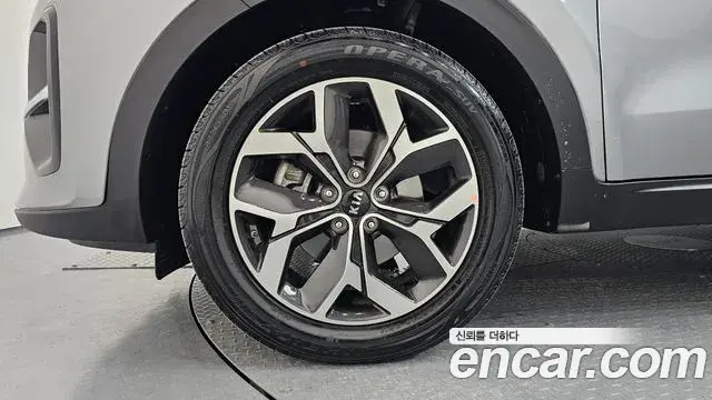 Kia Sportage The Bold 2021 — Şəkil 15/30