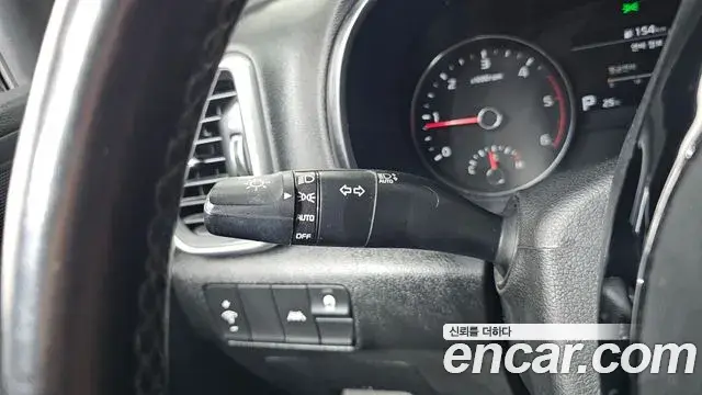 Kia Sportage The Bold 2021 — Şəkil 14/30