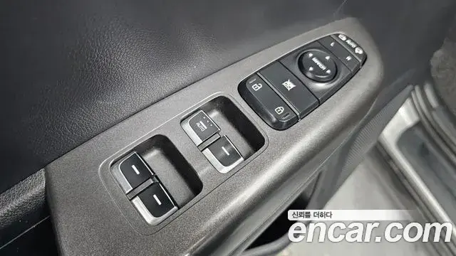 Kia Sportage The Bold 2021 — Şəkil 9/30