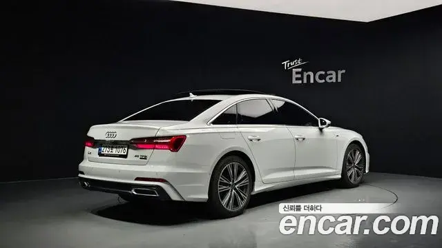 Audi A6 2022 — Фото 2/20