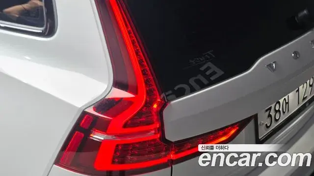Volvo V60 Cross Country 2019 — Şəkil 16/30