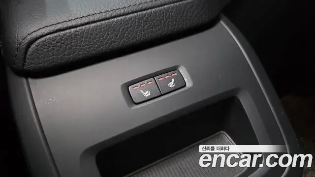 Volvo V60 Cross Country 2019 — Şəkil 24/30