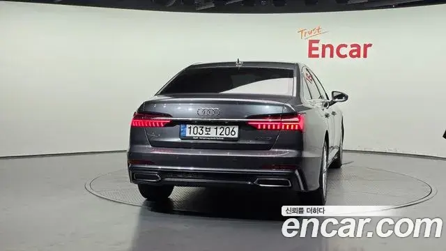 Audi A6 2020 — Фото 4/20