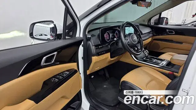 Kia Carnival 2022 — Фото 10/20