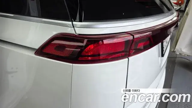 Kia Carnival 2022 — Photo 13/32