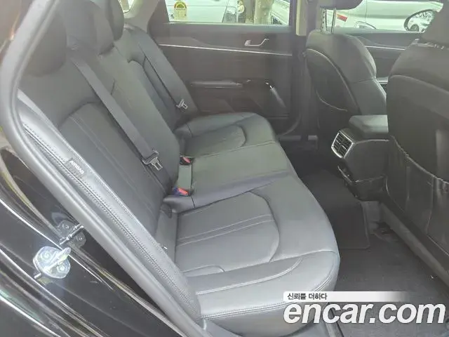 Kia K5 2024 — Şəkil 15/18
