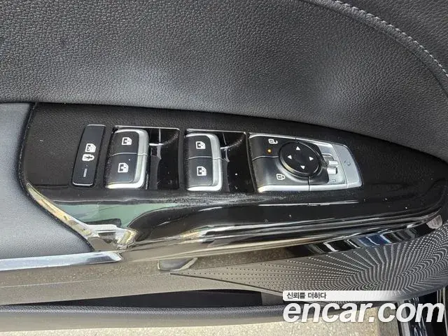 Kia K5 2024 — Şəkil 13/18
