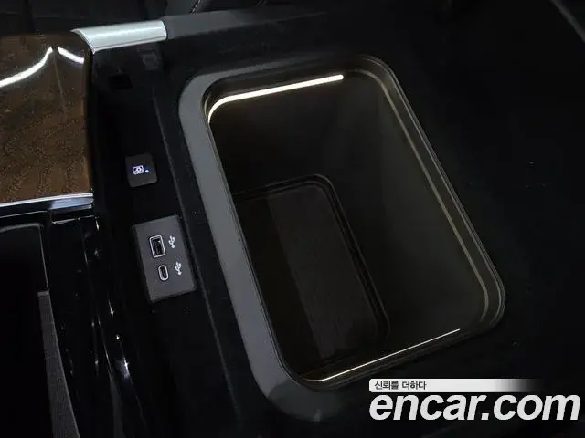 Cadillac Escalade 2025 — ფოტო 5/20
