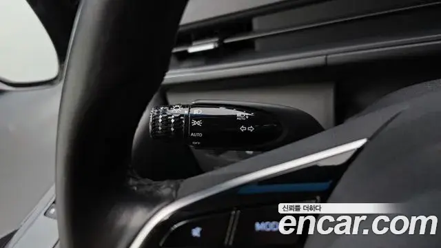 Hyundai Staria 2022 — Photo 16/20