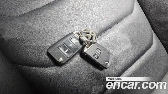 Volkswagen Tiguan 2018 — Şəkil 8/32