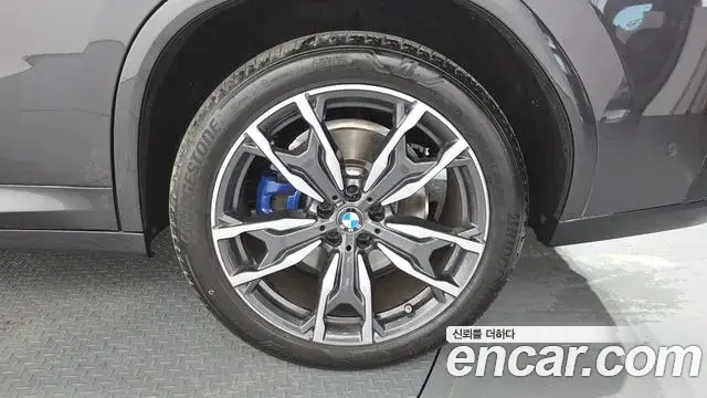 BMW X4 2025 — ფოტო 12/34