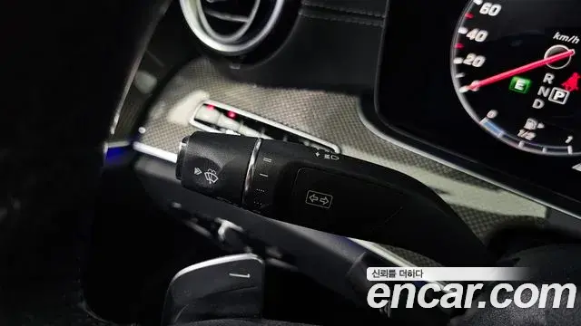 Mercedes-Benz E-Class 2020 — Photo 7/37