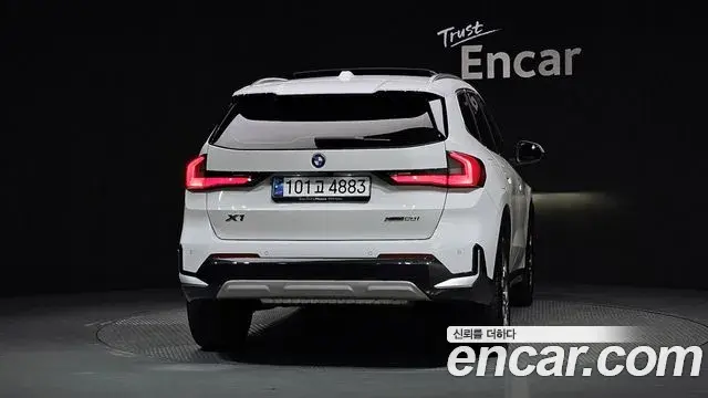 BMW X1 2024 — Şəkil 12/20