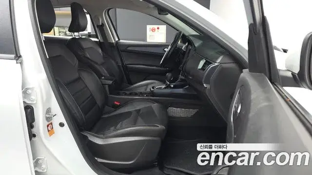 Renault Samsung XM3 2020 — ფოტო 16/34