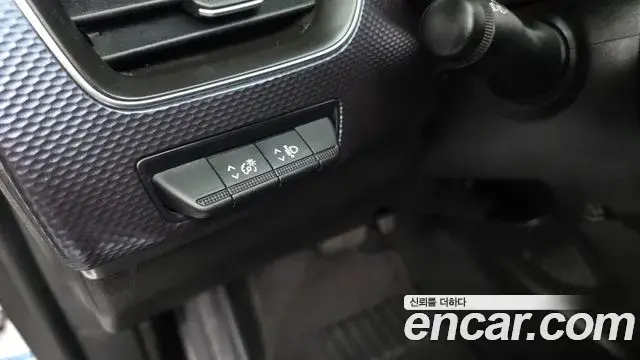 Renault Samsung XM3 2020 — ფოტო 11/34