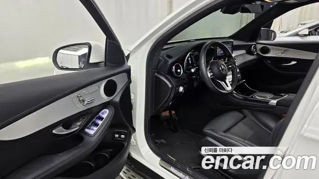 Mercedes-Benz GLC-Class 2021 — Şəkil 23/34