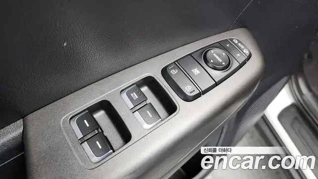 Kia Sportage The Bold 2019 — Şəkil 28/32
