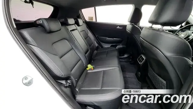 Kia Sportage The Bold 2019 — Şəkil 13/32