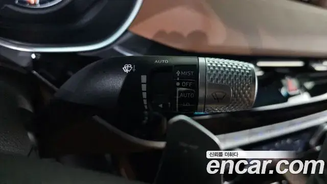 Genesis G80 2021 — ფოტო 23/33