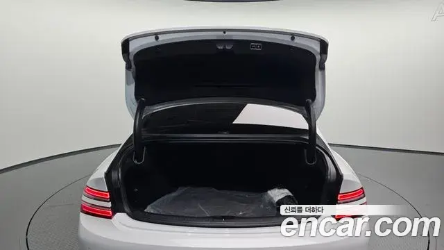 Genesis G80 2021 — ფოტო 27/33