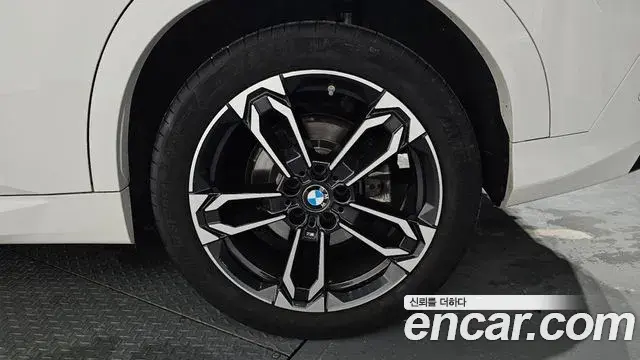 BMW X2 2024 — ფოტო 1/34